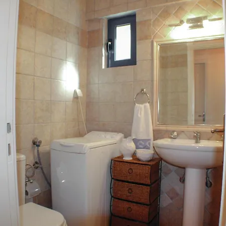 Amazing Apartment In Melissi Korinthia With Wifi Dhiminio